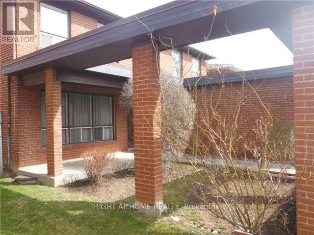 38 CLOVERCREST ROAD - 3