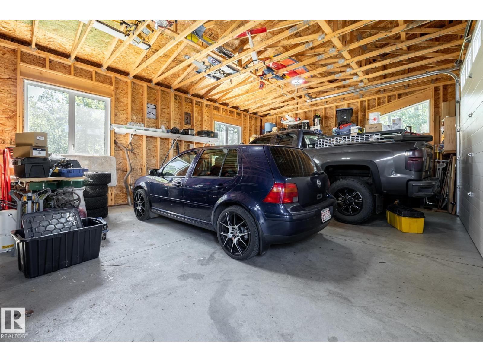 #120 50535 RGE RD 233 - 42
