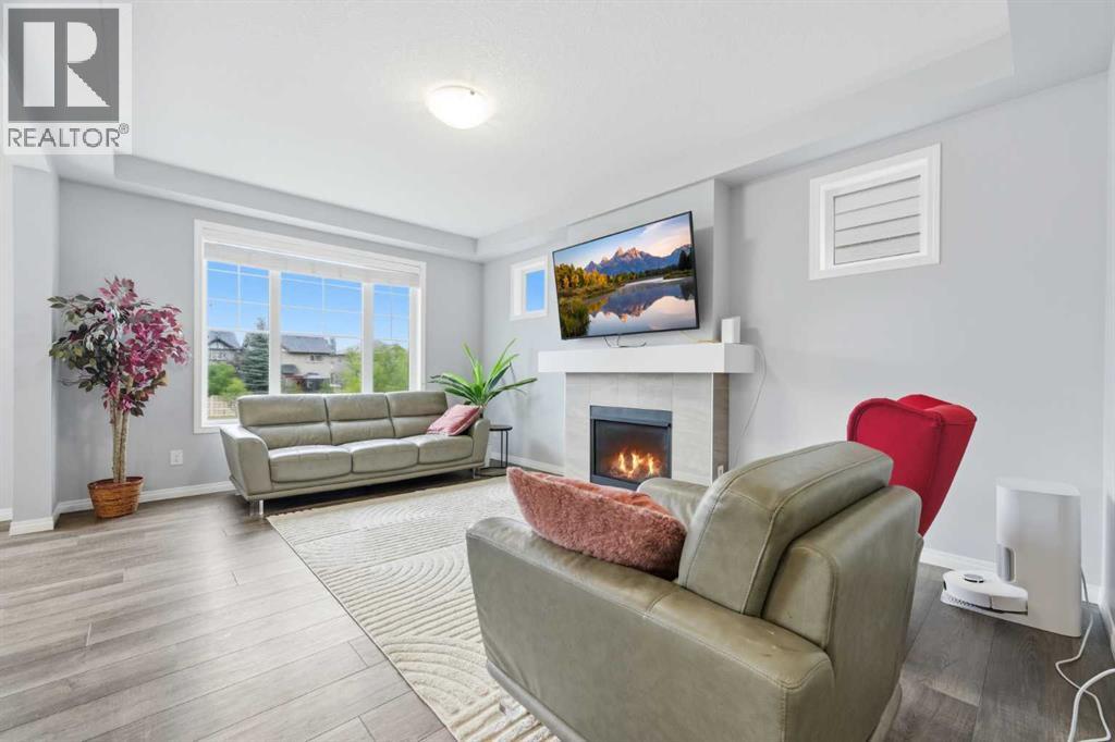102 Yorkville Green SW - Image 6