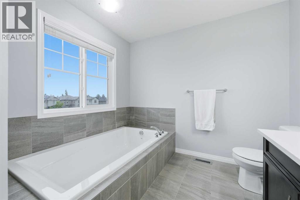 102 Yorkville Green SW - Image 25