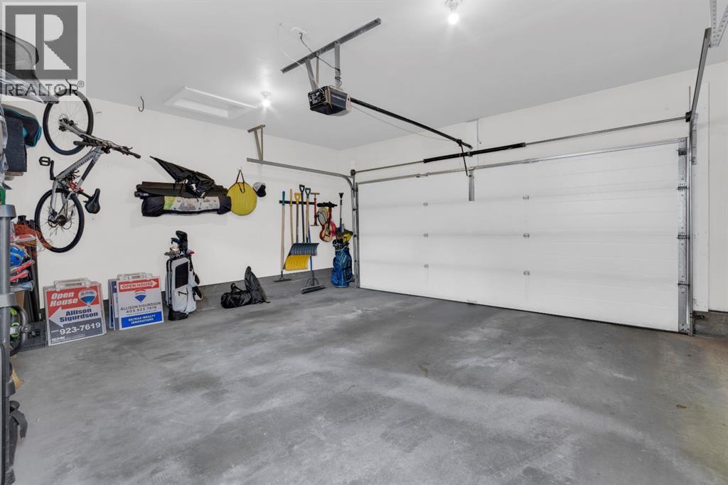 1412 41 Street SW - Image 36