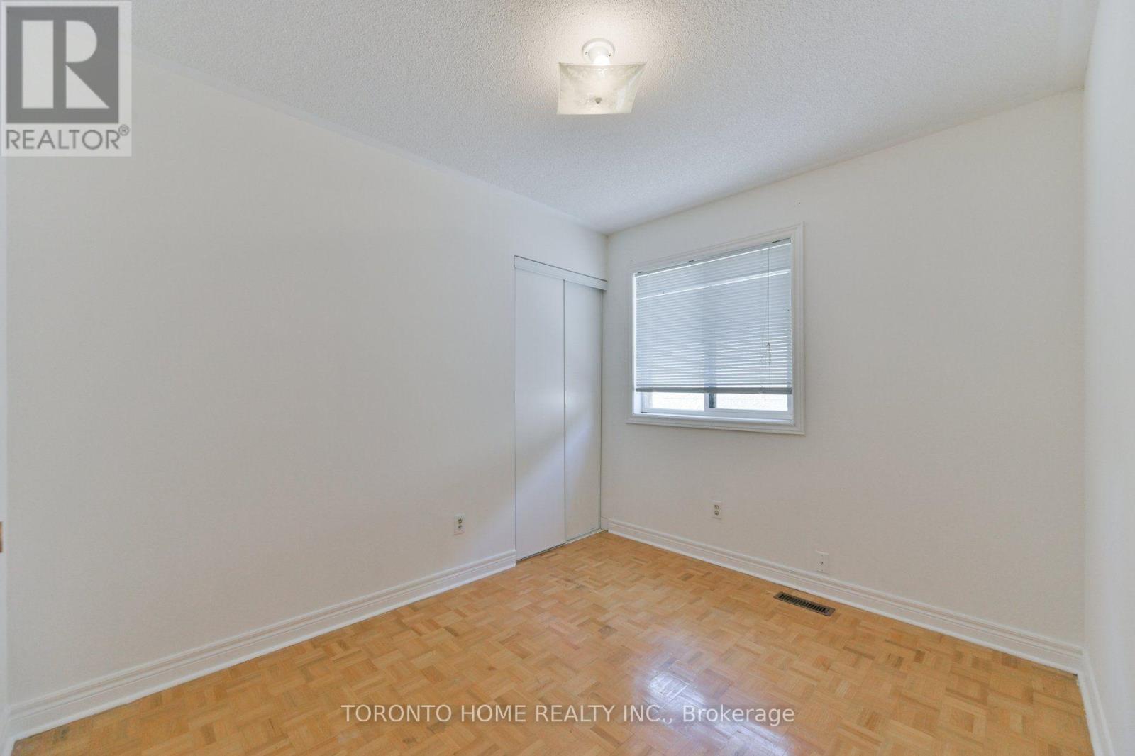 280 MONTE CARLO DRIVE - 33