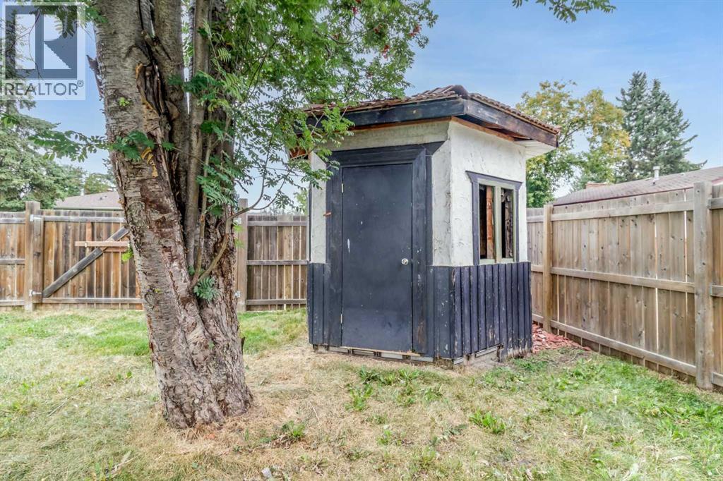 3912 50A Street - 24