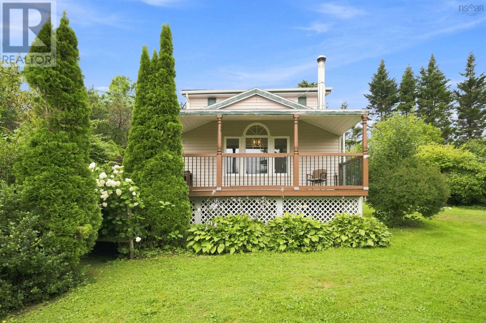 9039 St Margarets Bay Road - 1
