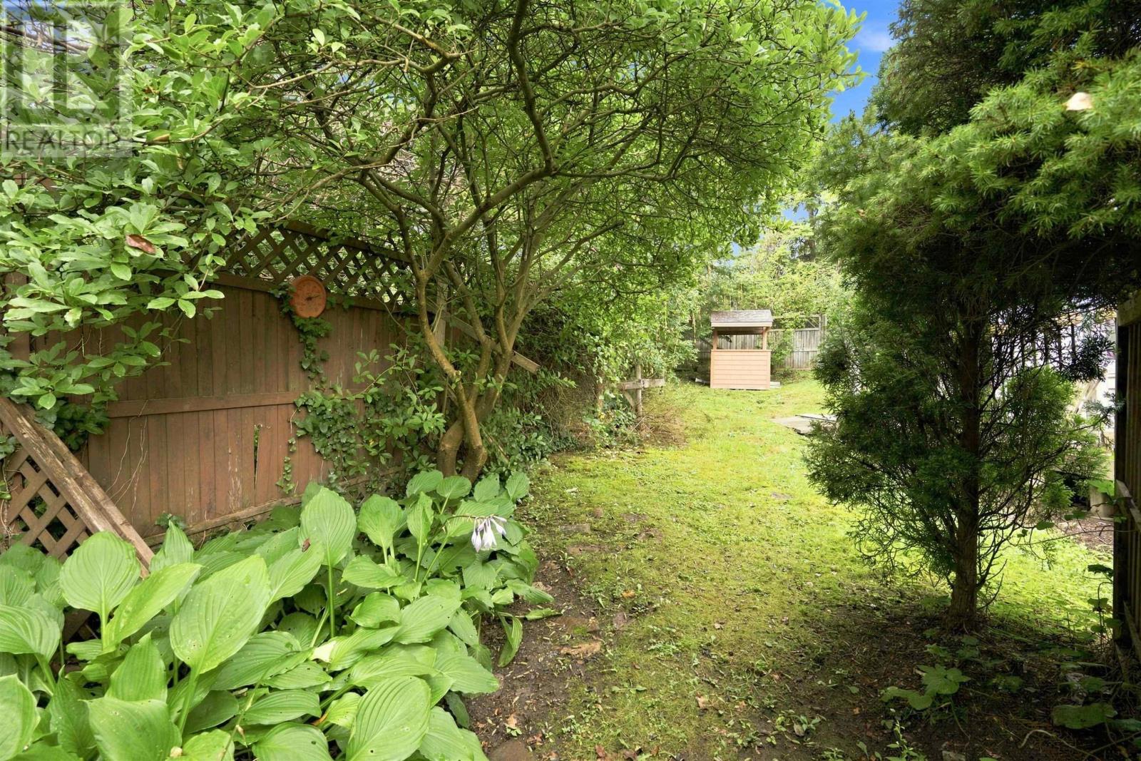 9039 St Margarets Bay Road - 34