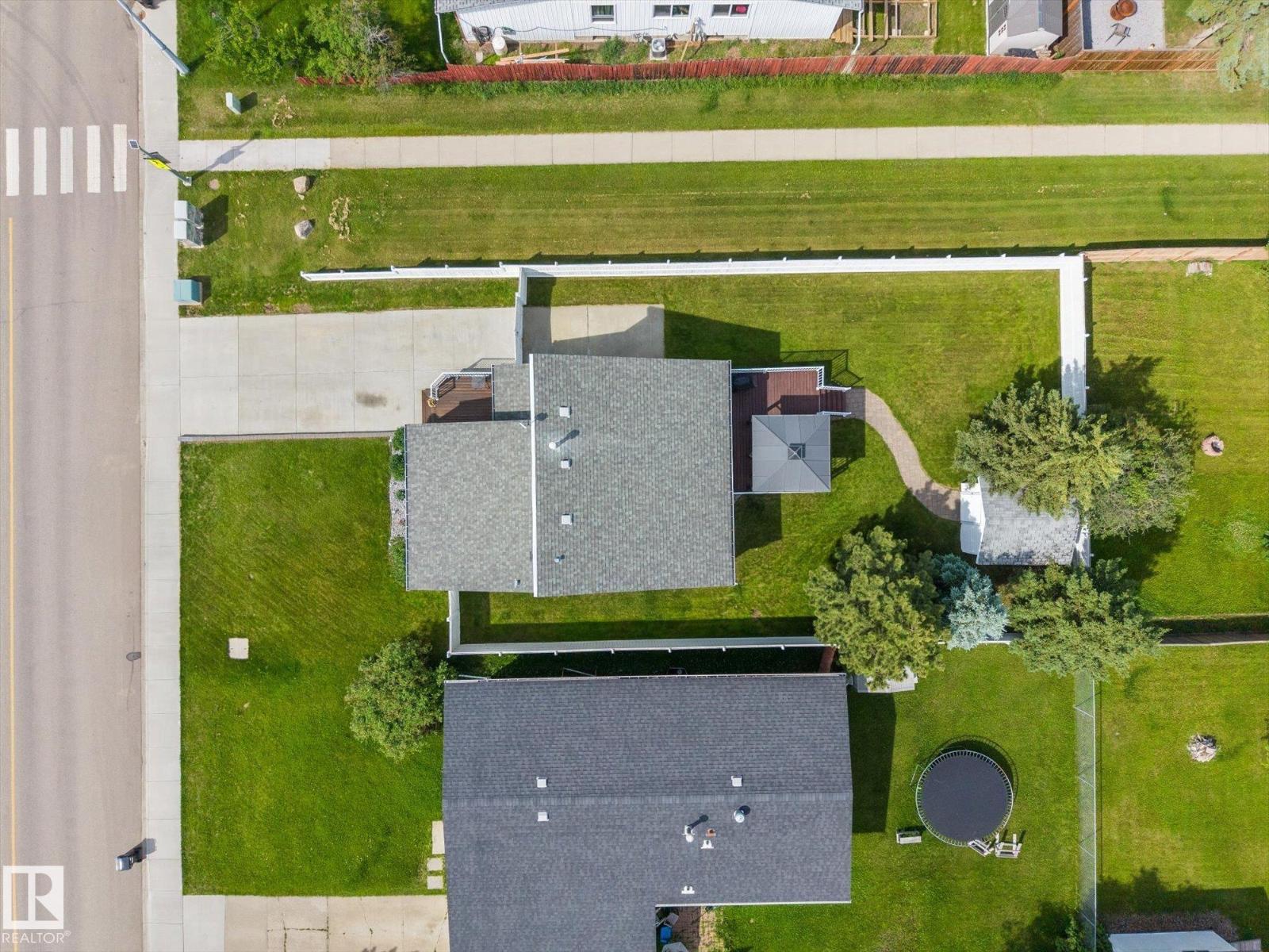 3607 42 ST - Image 37