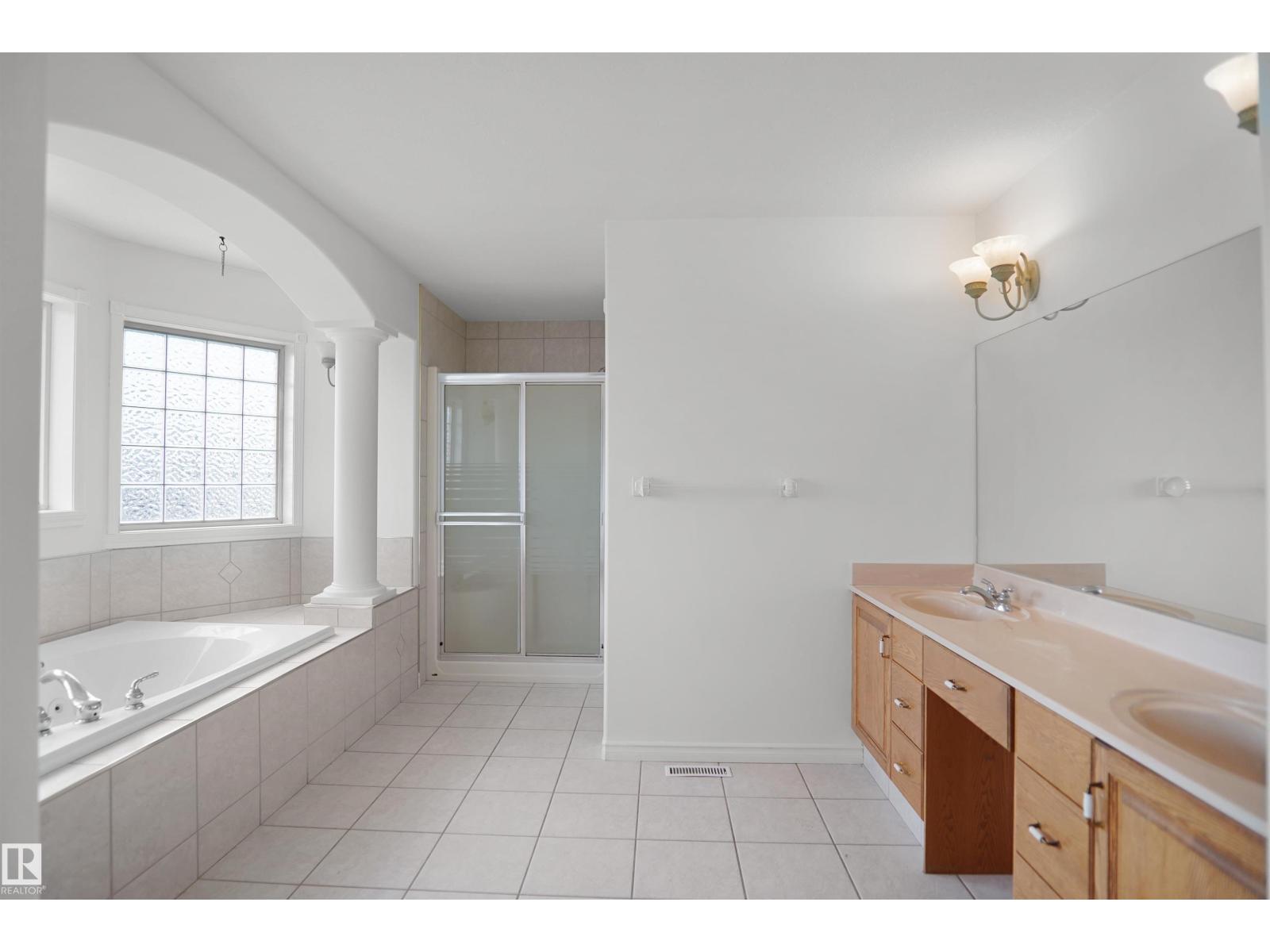 15507 91 ST NW - 37