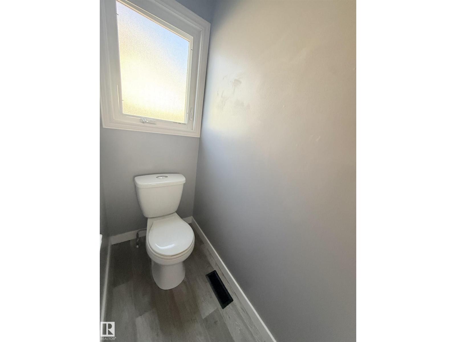 2403 81 ST NW - Image 21