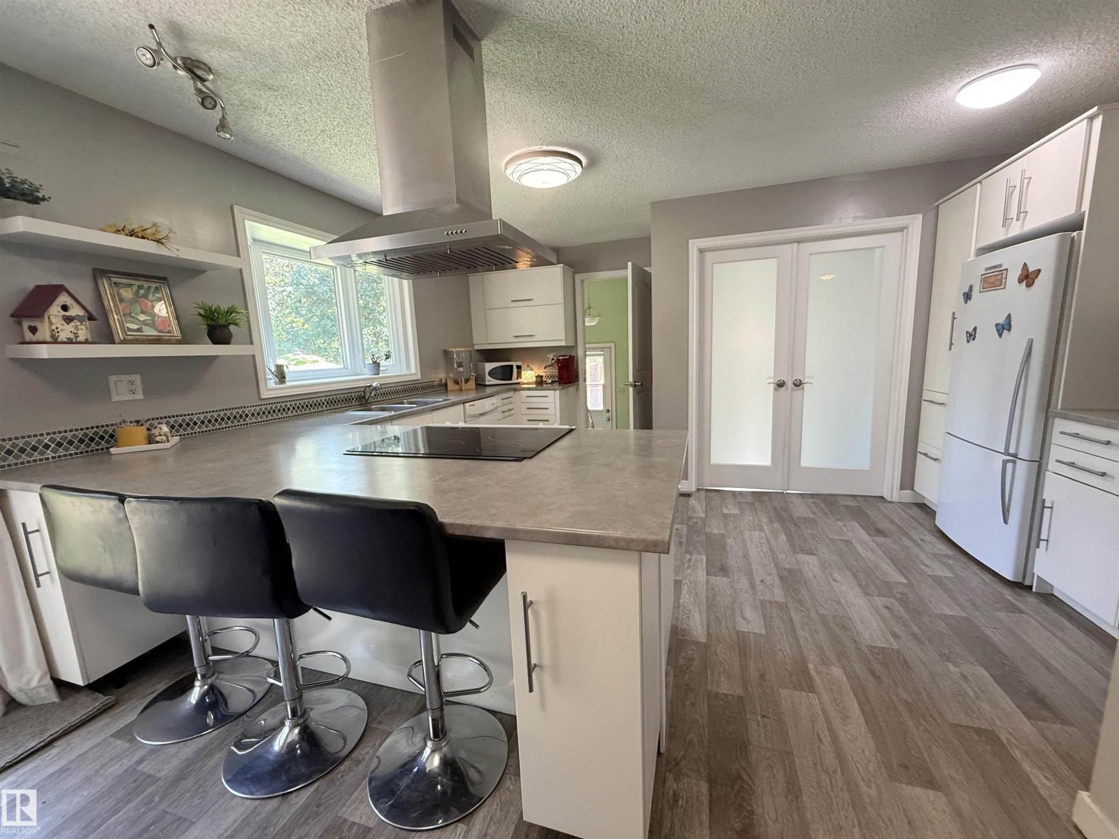 2403 81 ST NW - Image 4