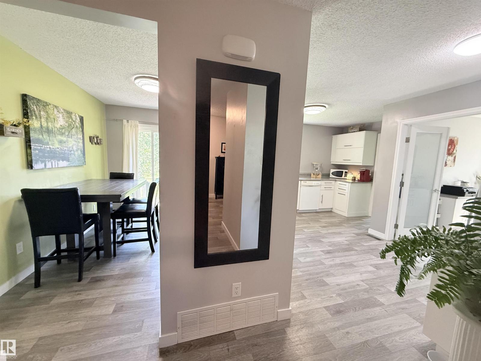 2403 81 ST NW - Image 9