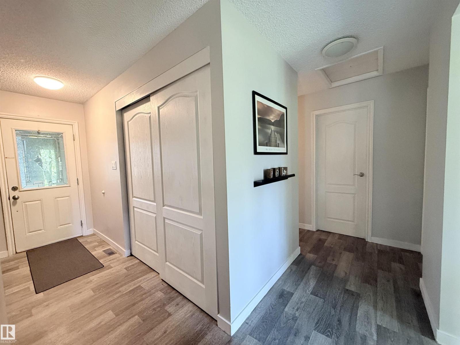 2403 81 ST NW - 13