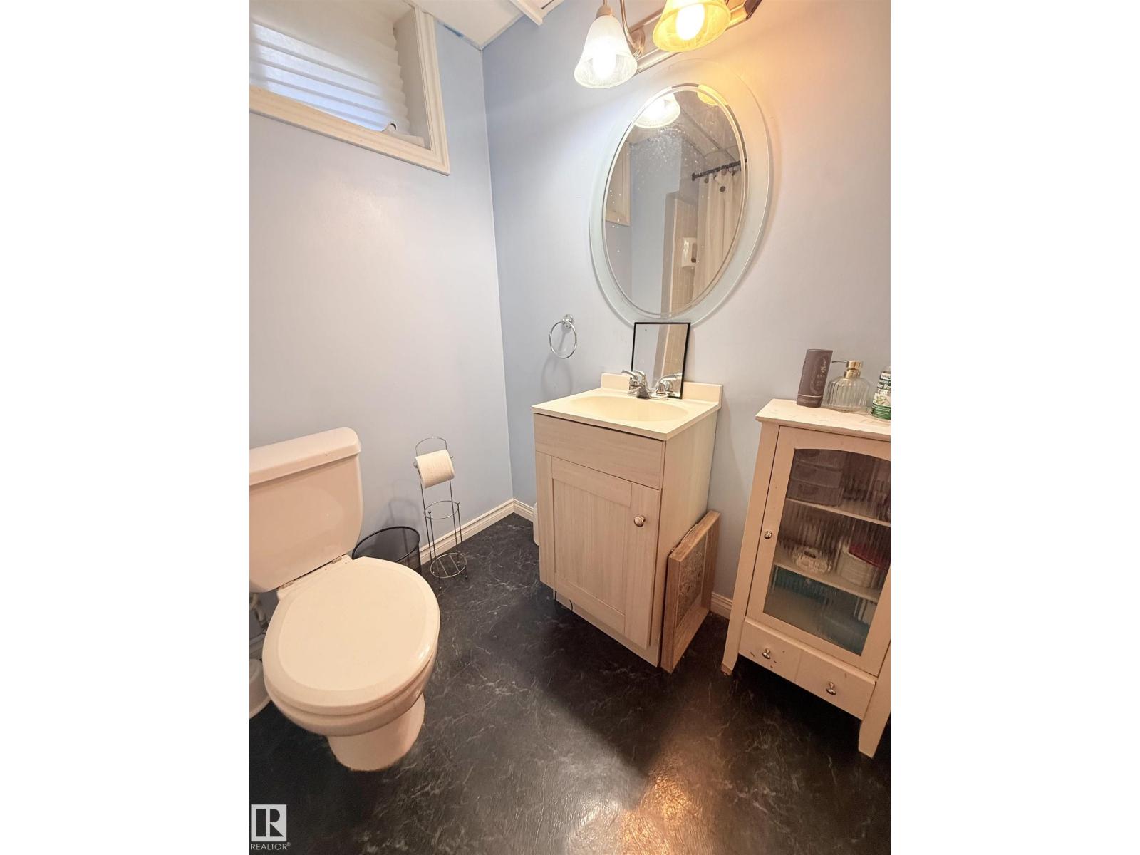 2403 81 ST NW - 43