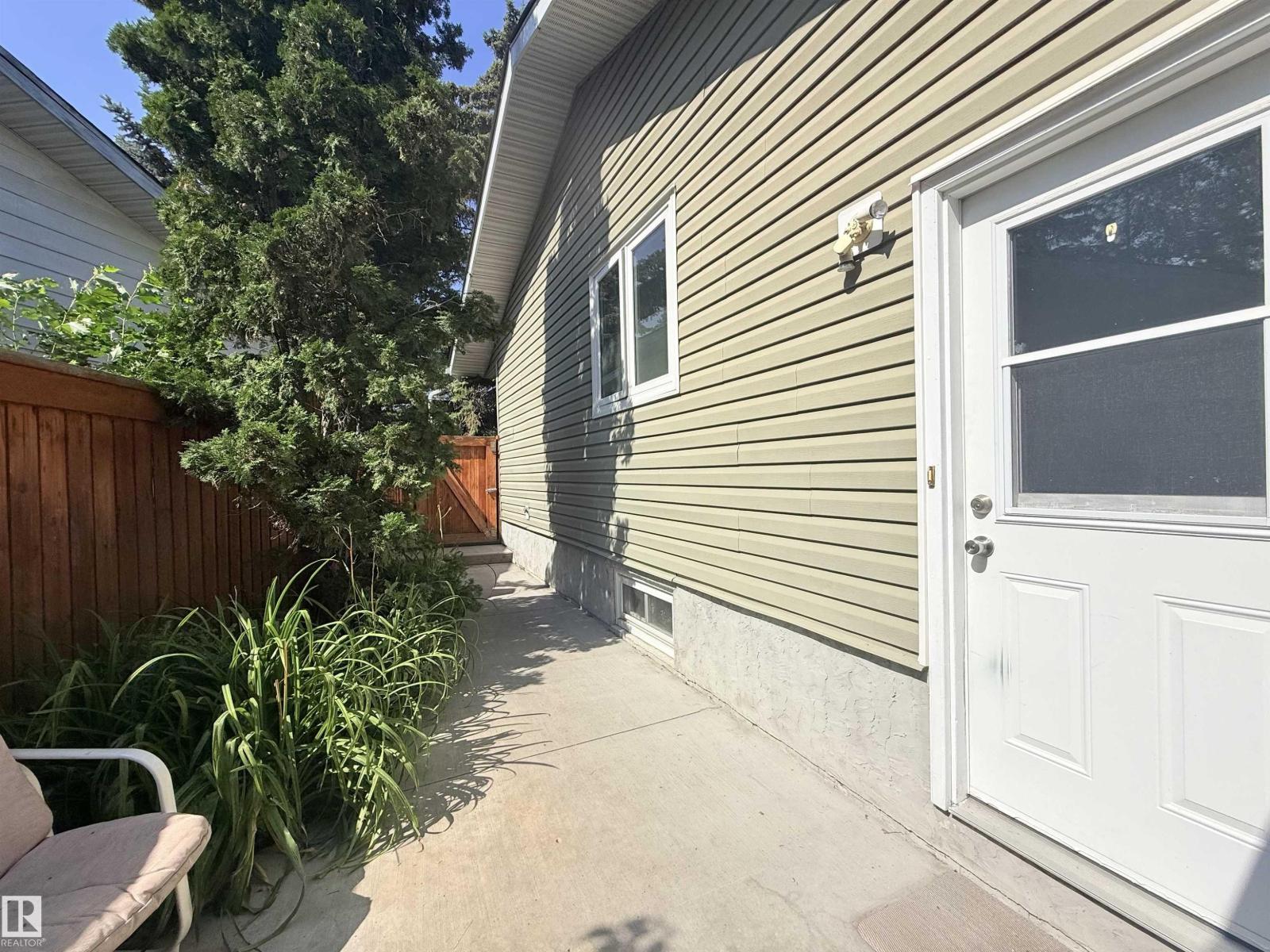 2403 81 ST NW - Image 63