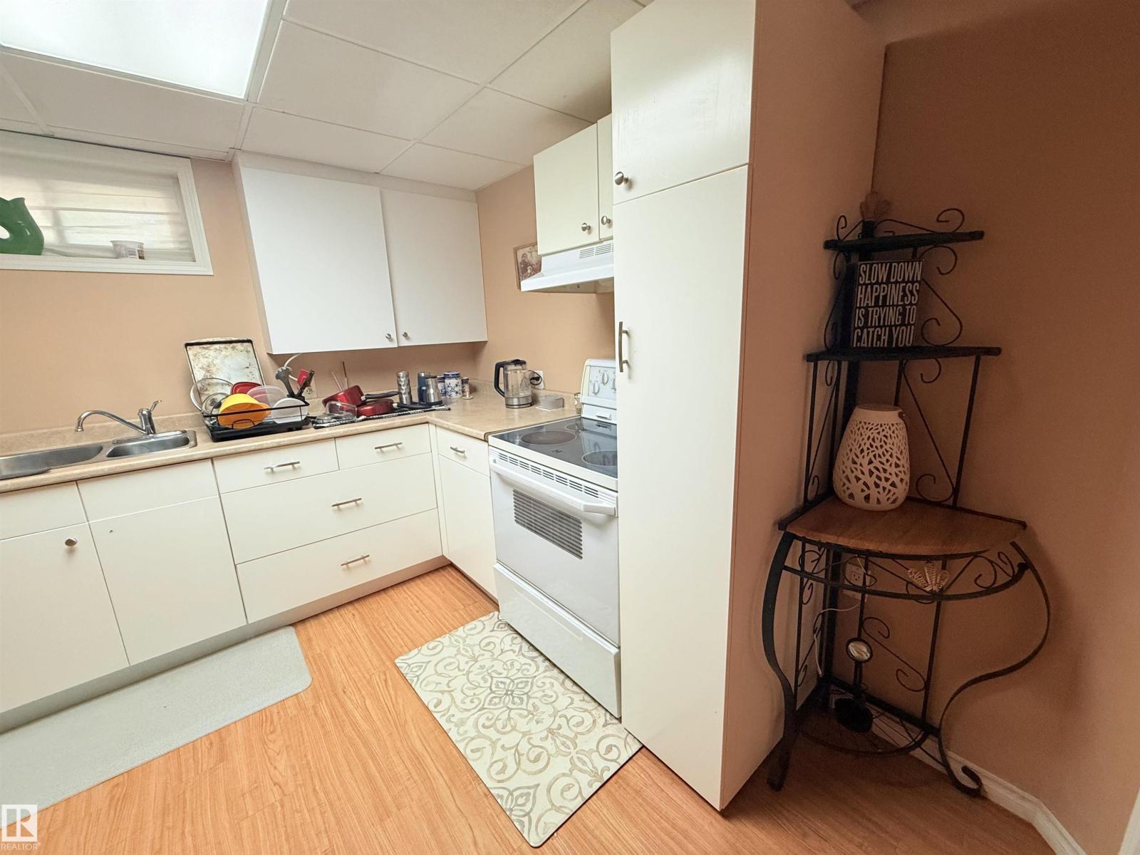 2403 81 ST NW - Image 45