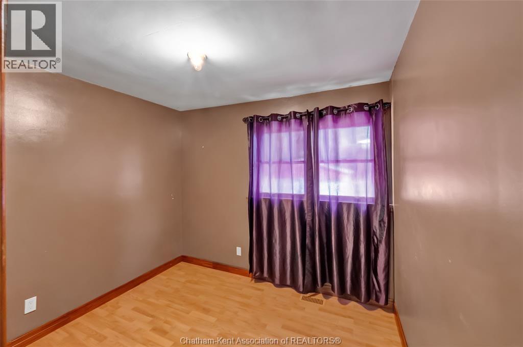 797 McNaughton AVENUE East - Image 16