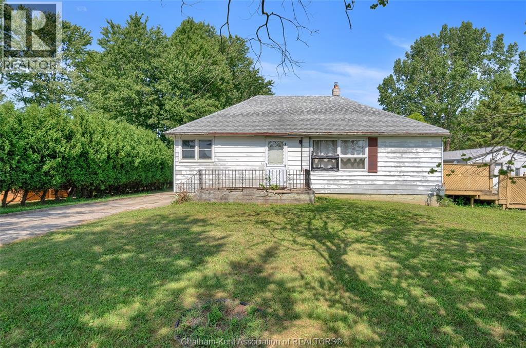 797 McNaughton AVENUE East - Image 3