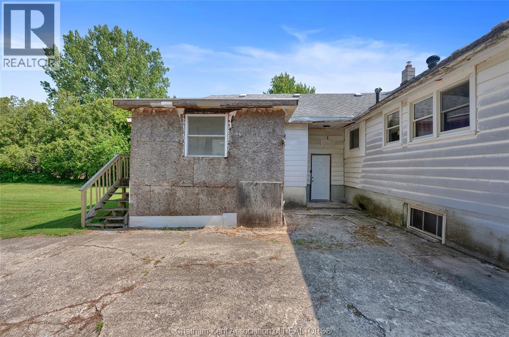 797 McNaughton AVENUE East - Image 4
