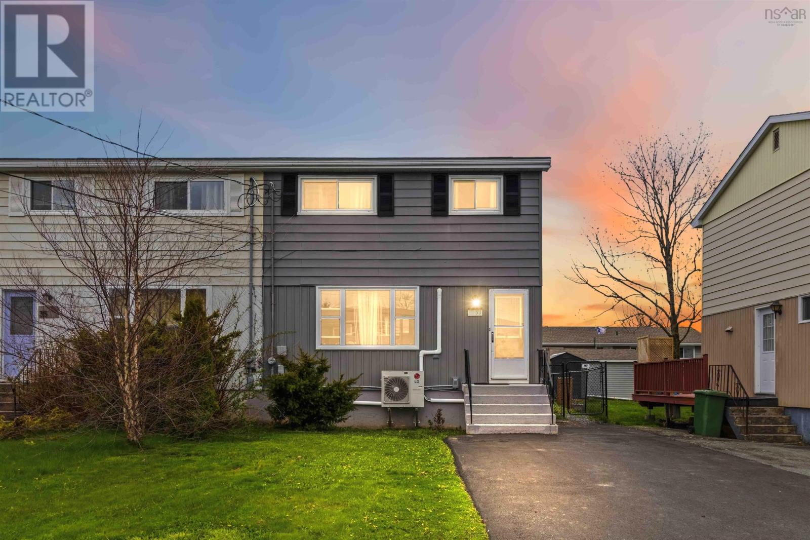 33 Huntingdon Drive