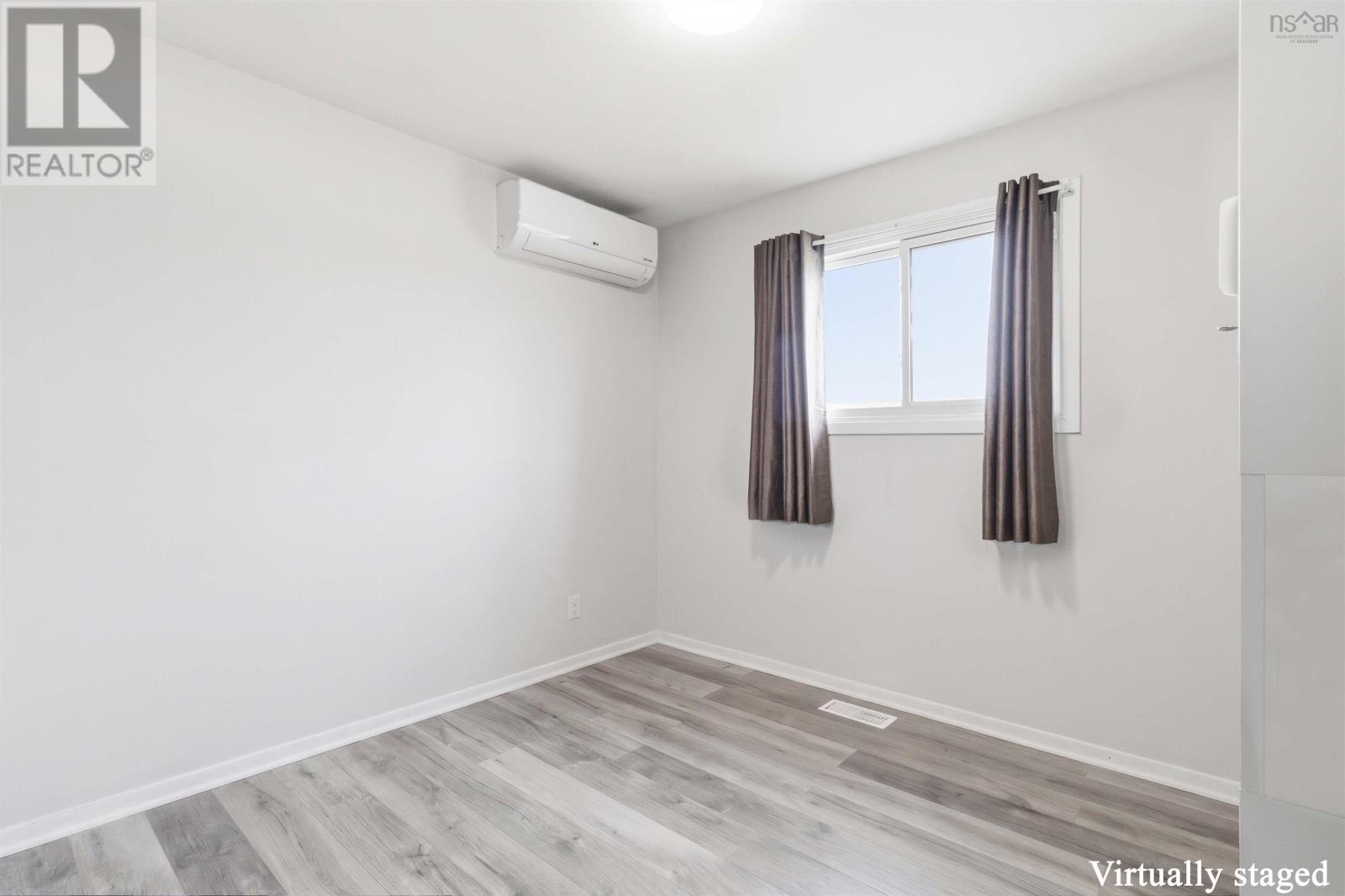 Property 24 of 34 of 33 Huntingdon Drive