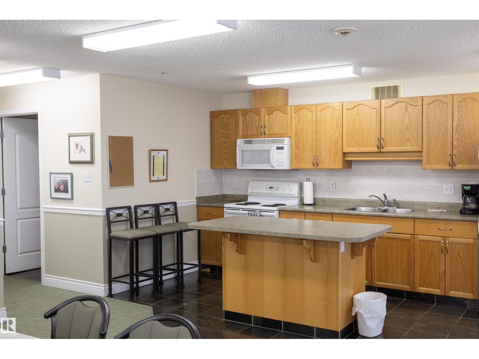 #204 2420 108 ST NW - 28