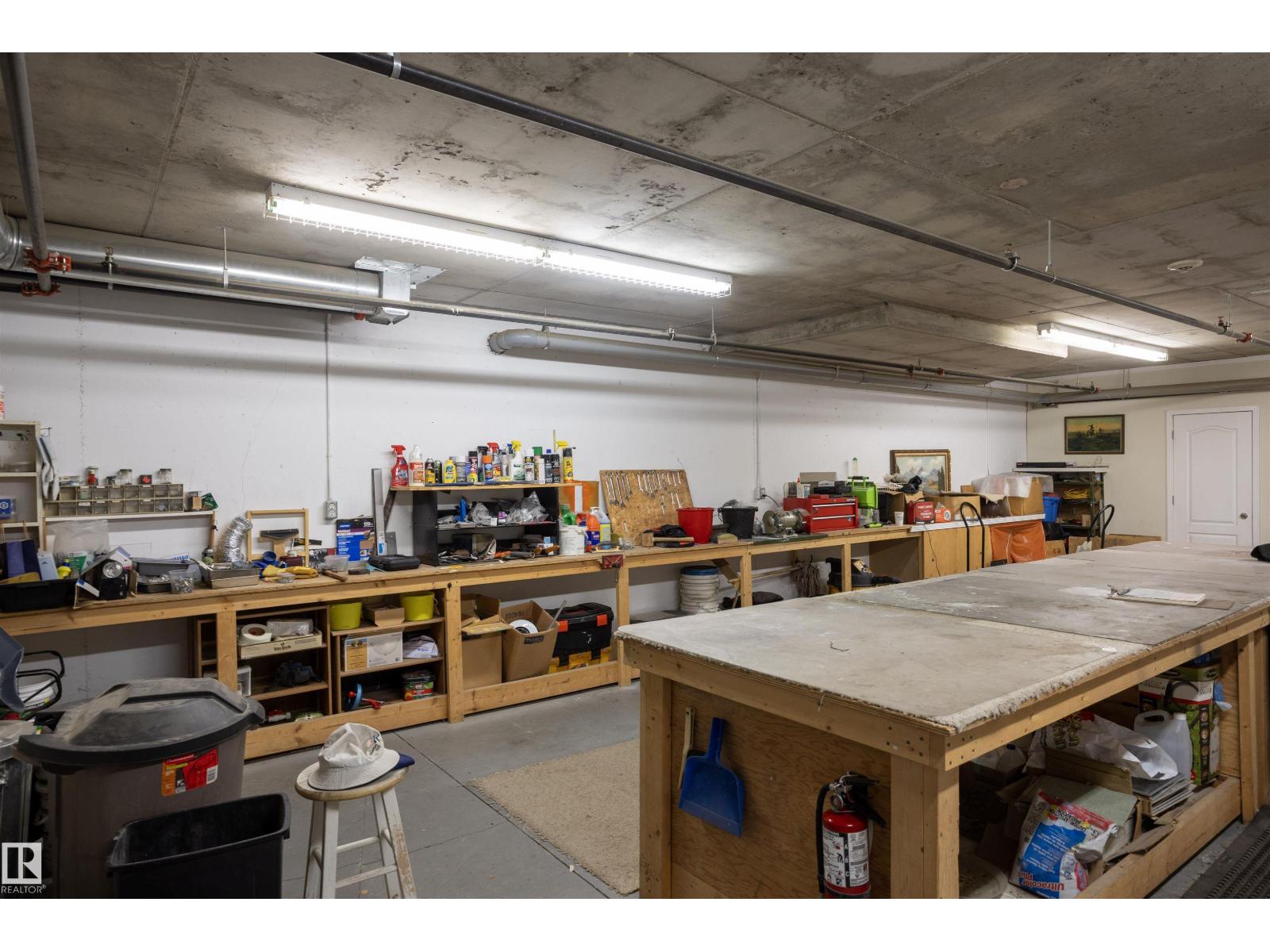 #204 2420 108 ST NW - 34