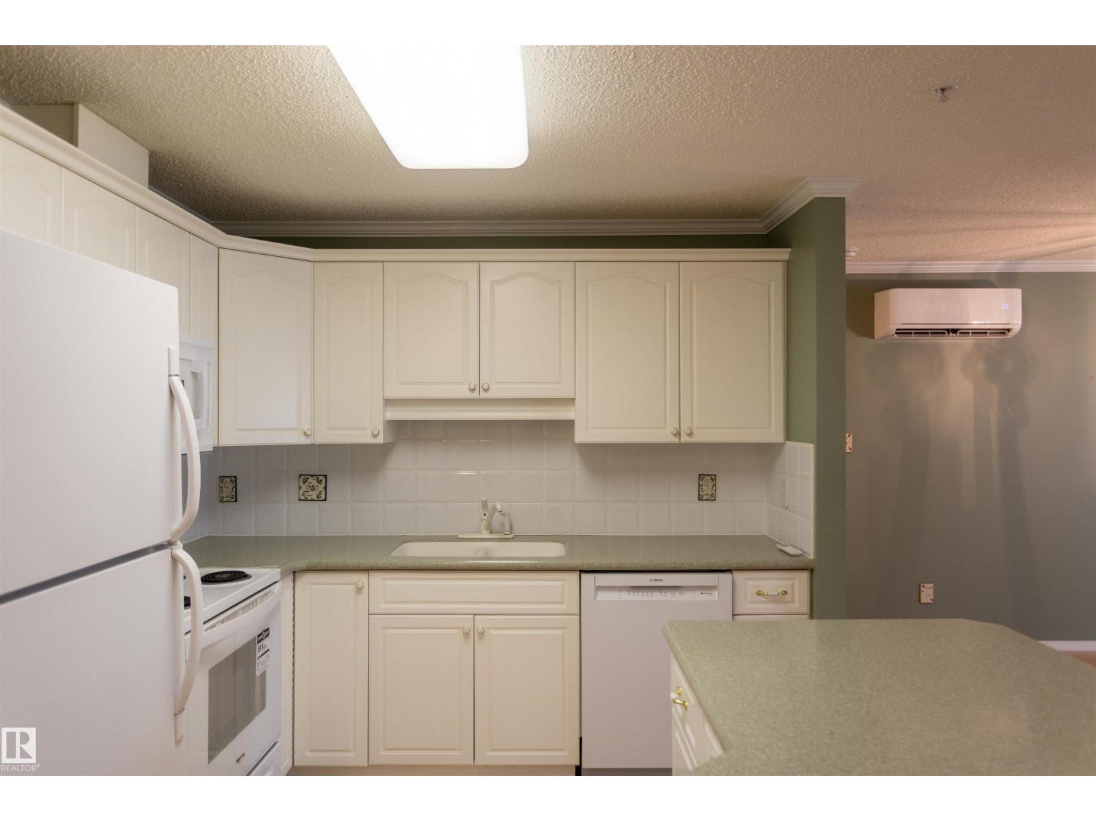 #204 2420 108 ST NW - 8