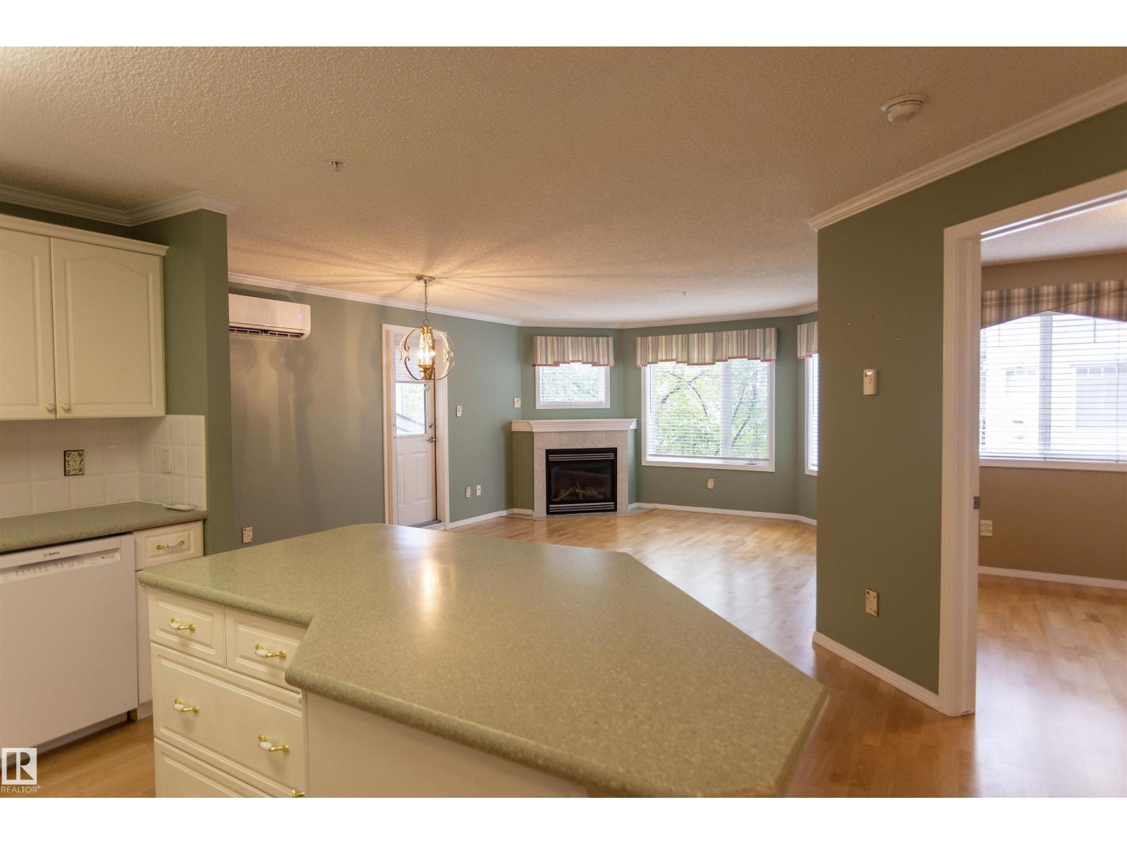 #204 2420 108 ST NW - 9