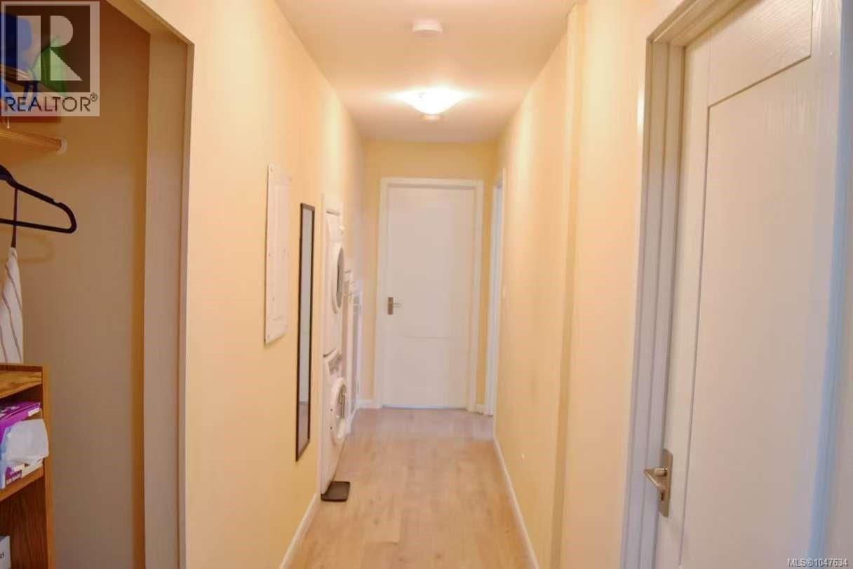 4037 Nelthorpe St - Image 42