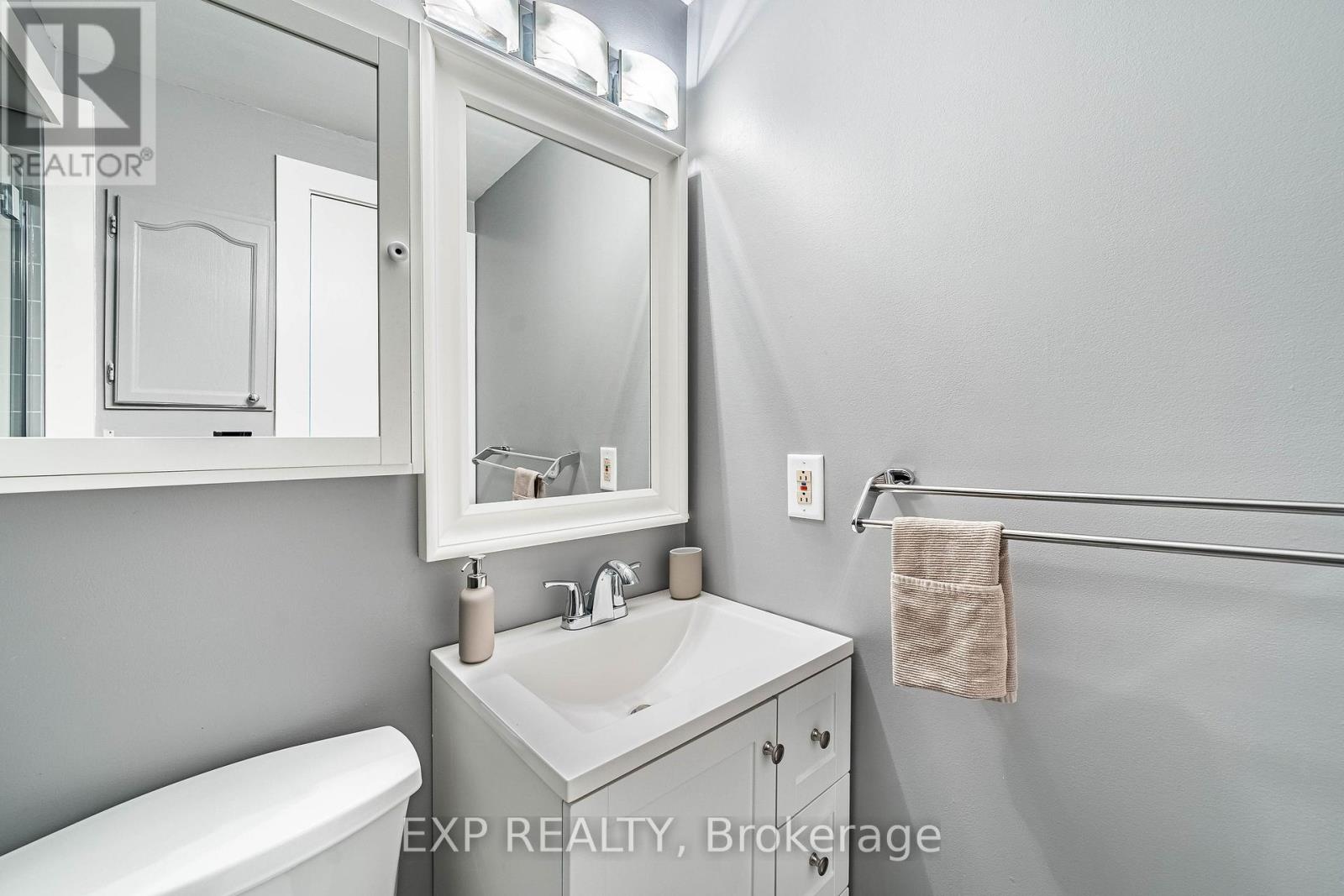 #44 2915 HEADON FOREST DRIVE - Image 29