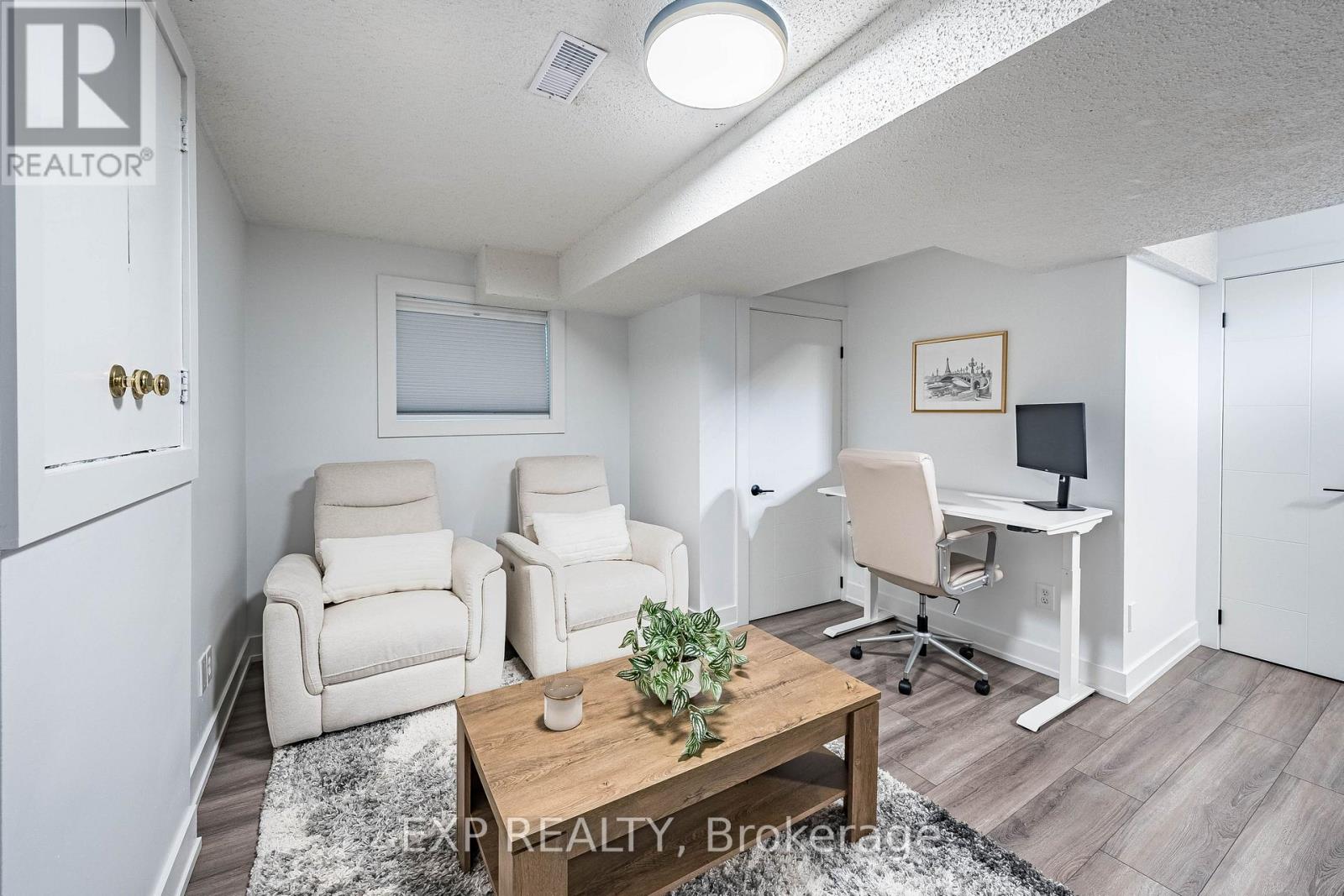 #44 2915 HEADON FOREST DRIVE - 37