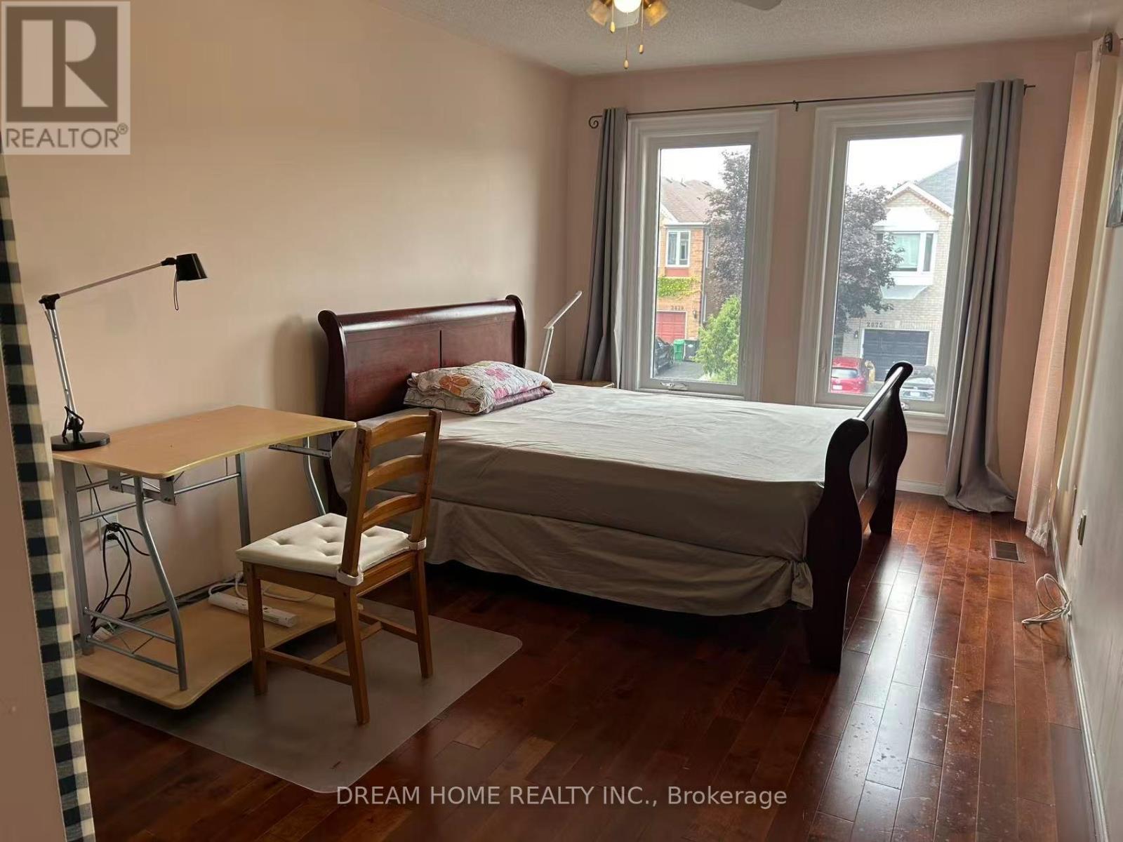 Photo of 2876 Westbury Court