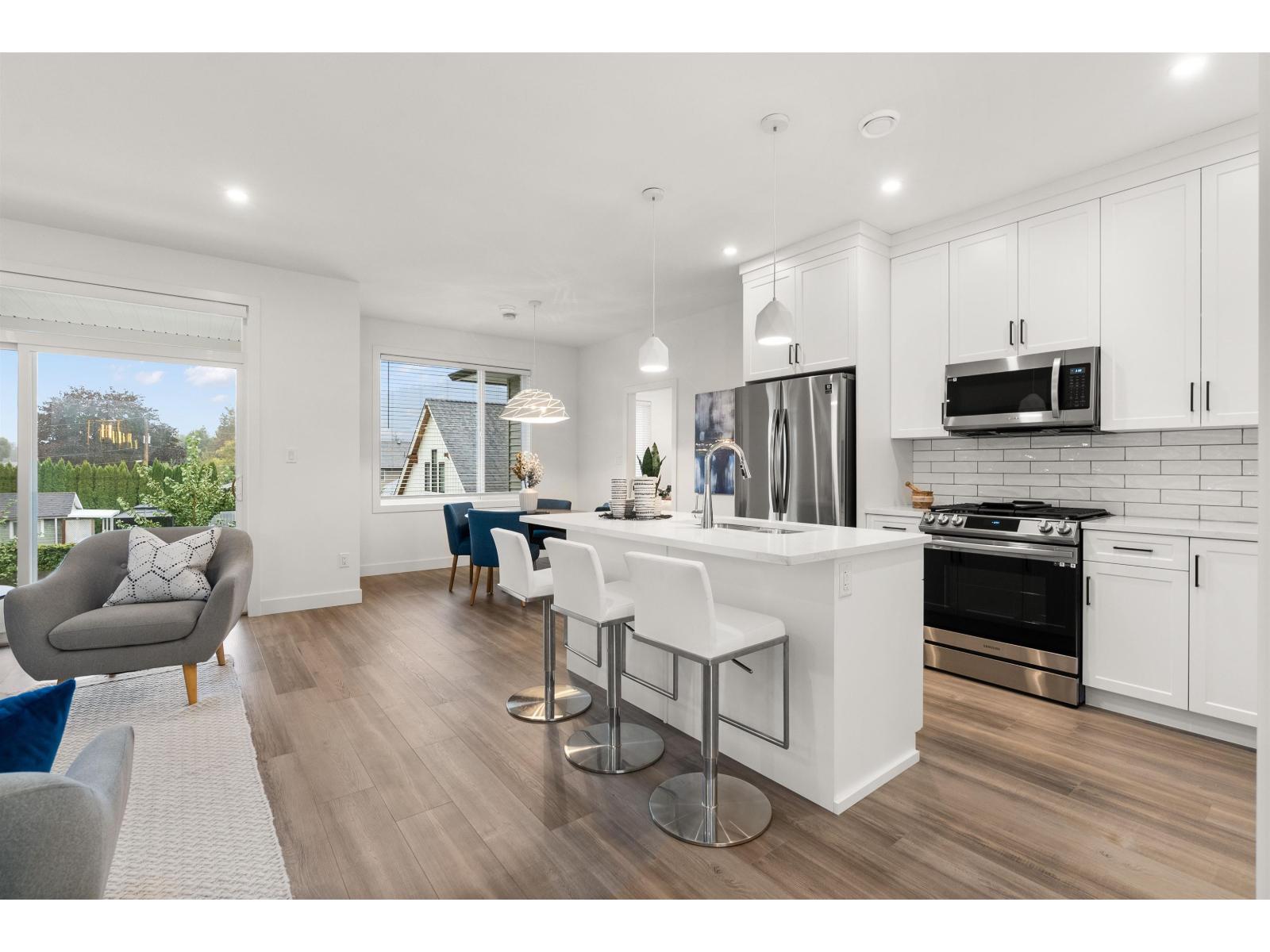 3 1871 AGASSIZ AVENUE, Agassiz, Agassiz