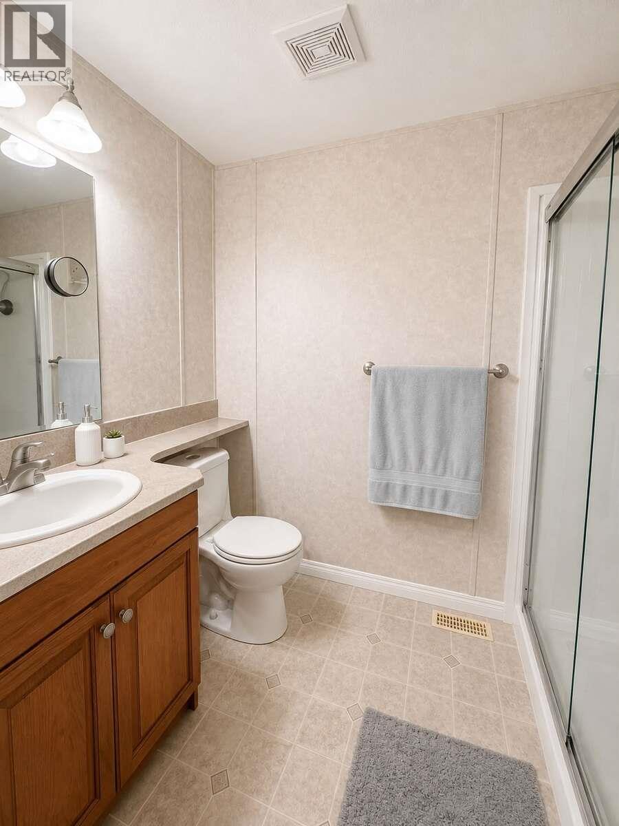 15 7668 SUNSHINE COAST HIGHWAY, Halfmoon Bay