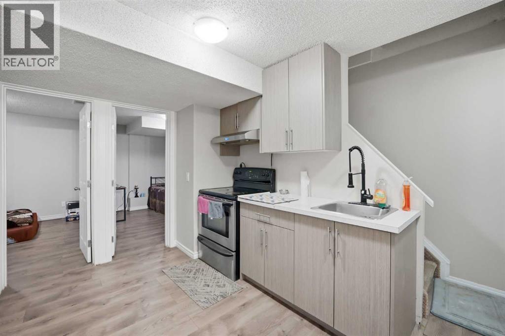 9 Martindale Crescent NE - Image 34