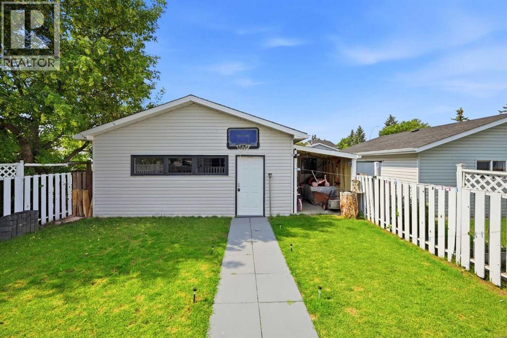 9 Martindale Crescent NE - Image 46