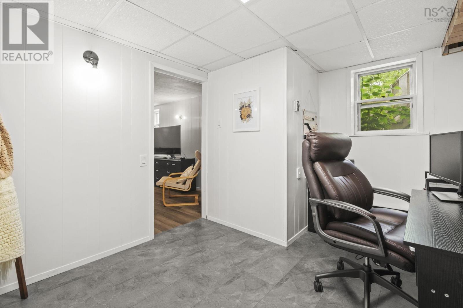 Property 30 of 50 of 122 Sunnybrae Avenue