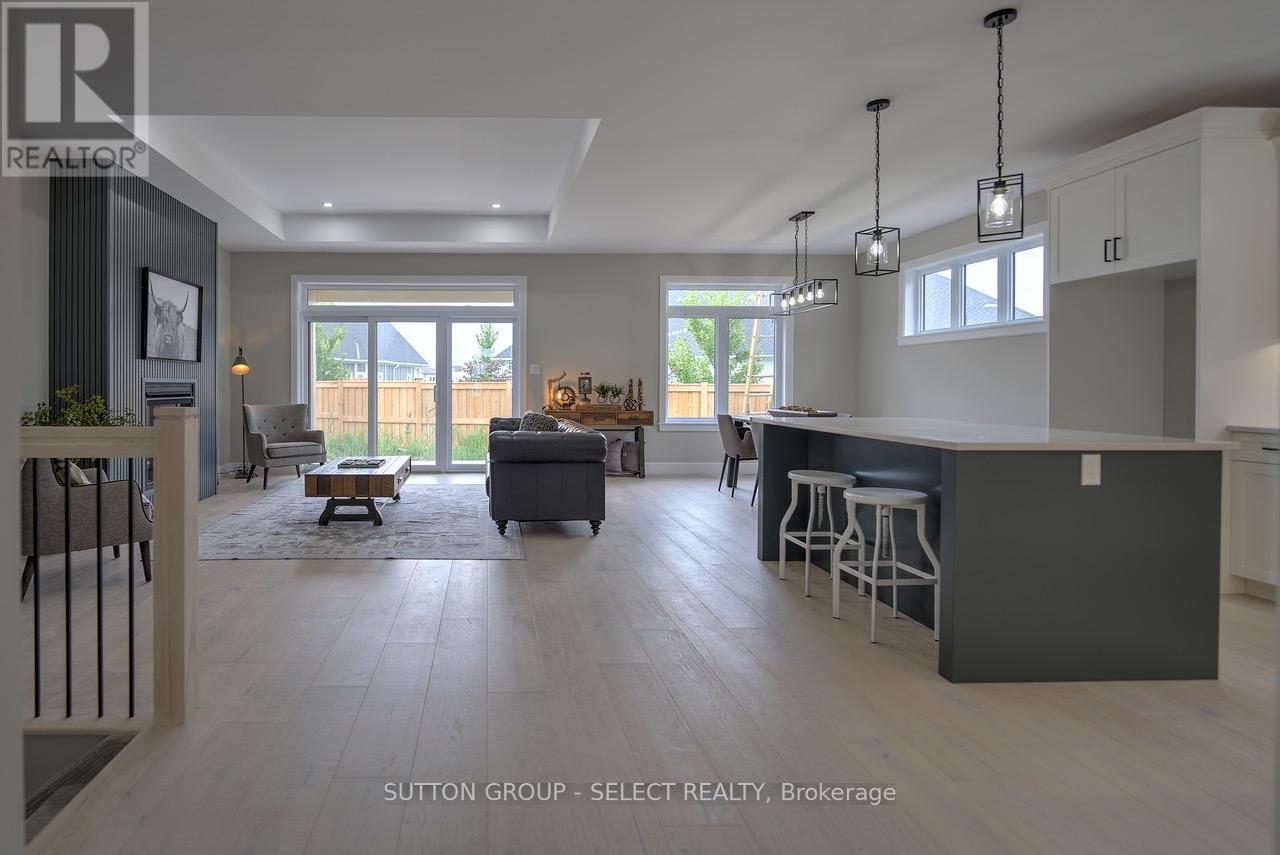 15 LOIS COURT - Image 3