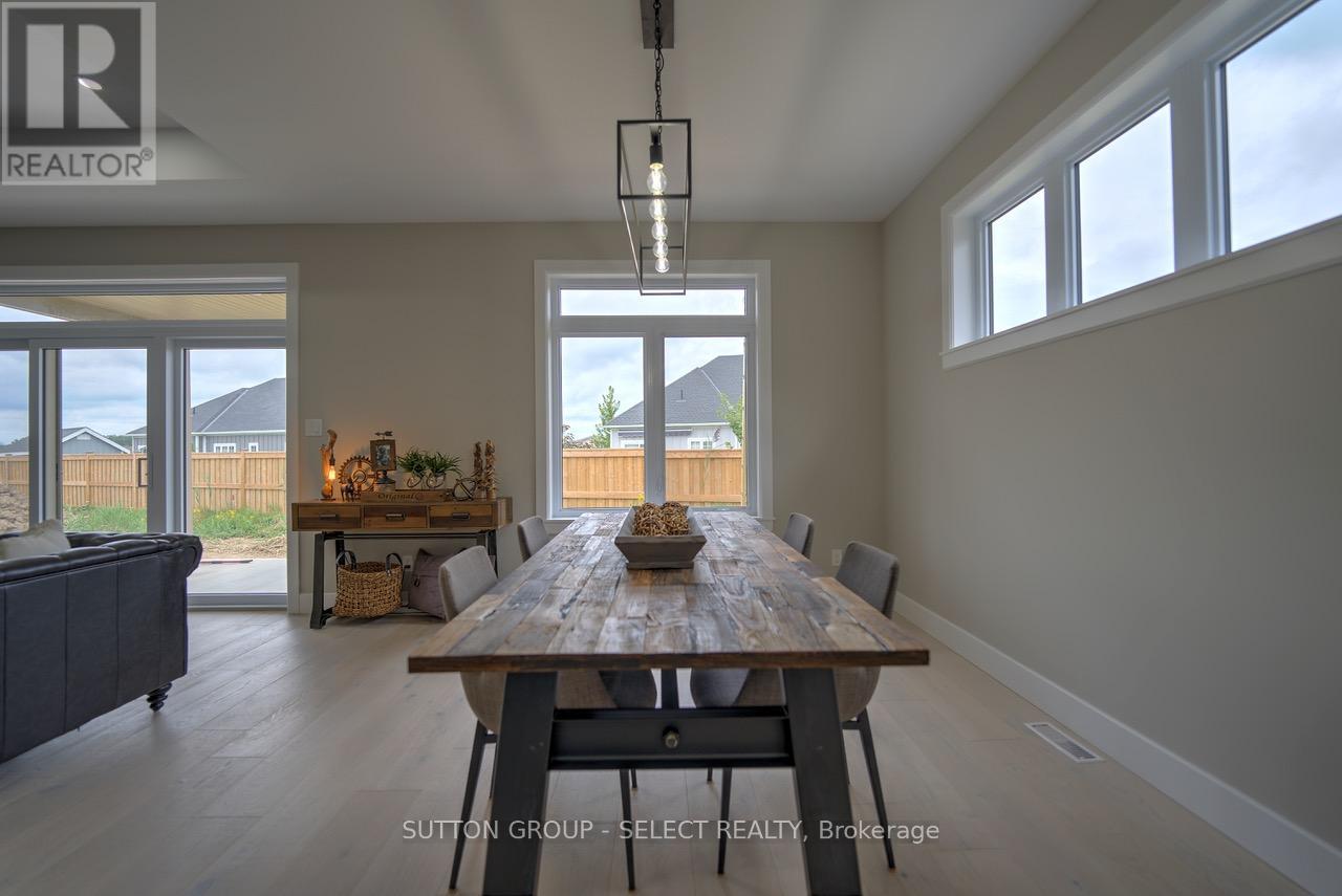 15 LOIS COURT - Image 6
