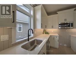 15 Lois Court, Lambton Shores, ON N0M1T0 Photo 9