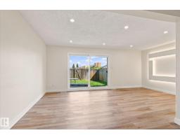 Bedroom 3 - 18307 66 Av Nw, Edmonton, AB T5T1Z5 Photo 6