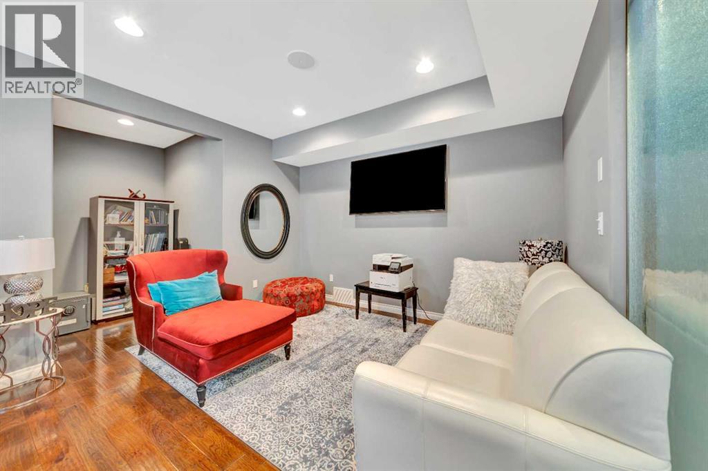 2010 56 Avenue - 30
