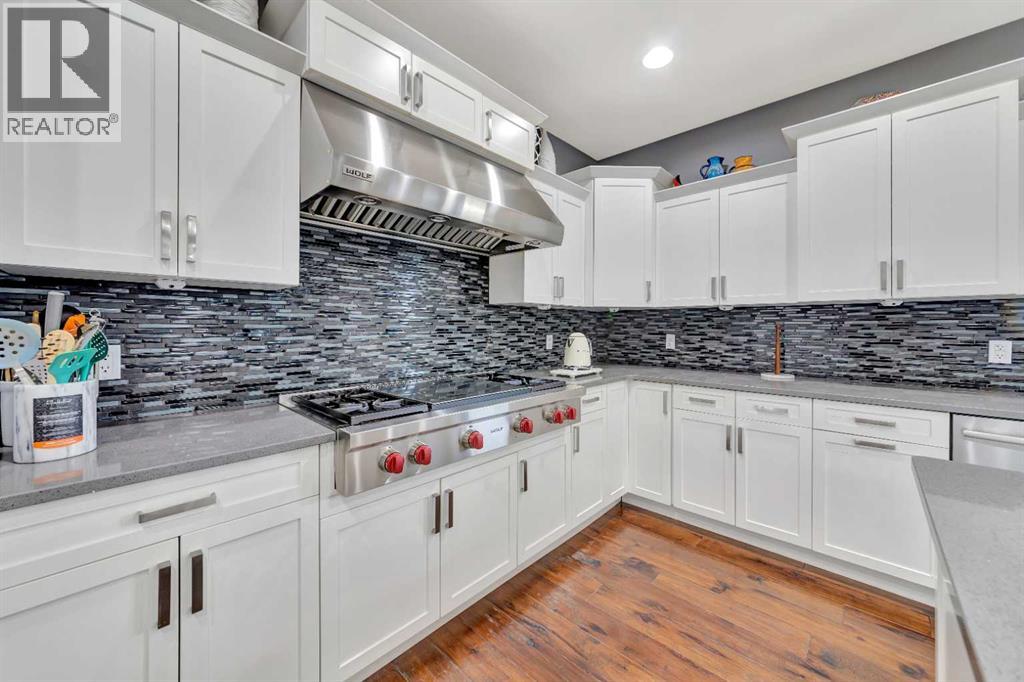 2010 56 Avenue - 9