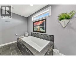2010 56 Avenue, Lloydminster, AB T9V3M4 Photo 25