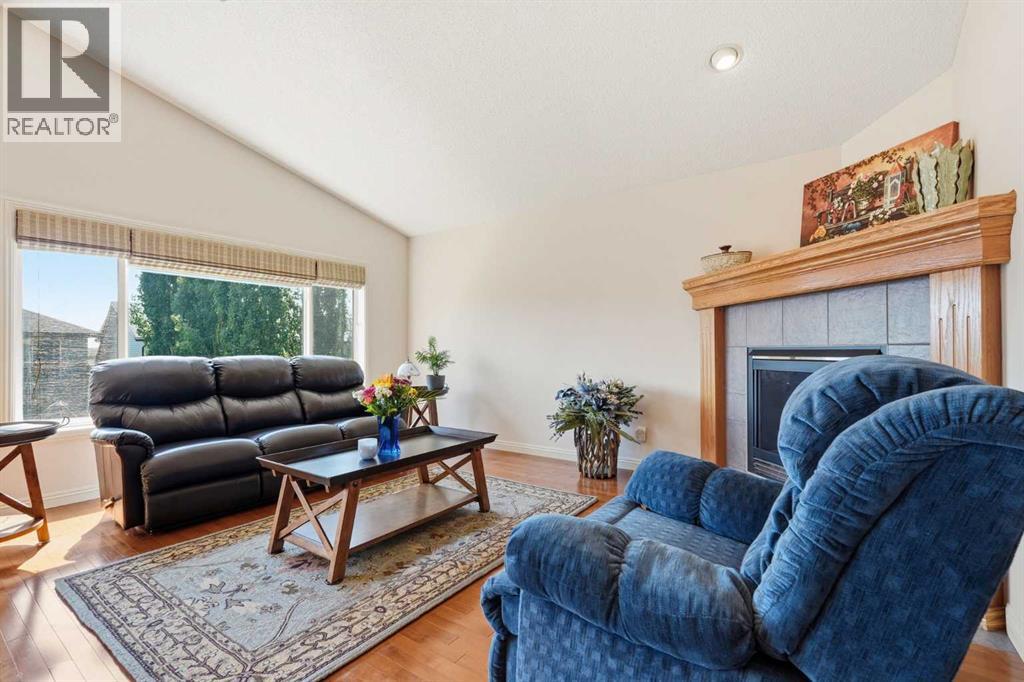 128 Covehaven Gardens NE - Image 3