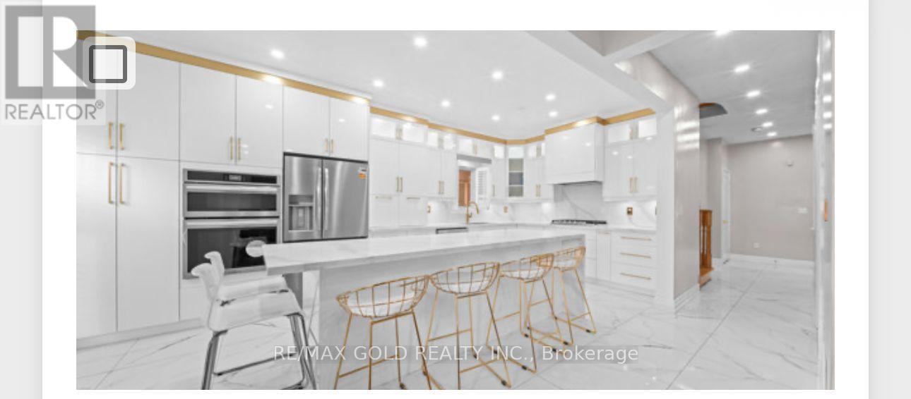 19 ATTVIEW CRESCENT - 1