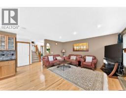 4pc Bathroom - 144 Cougarstone Common Sw, Calgary, AB T3H5P5 Photo 13