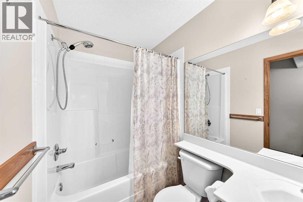 144 Cougarstone Common SW - Image 40