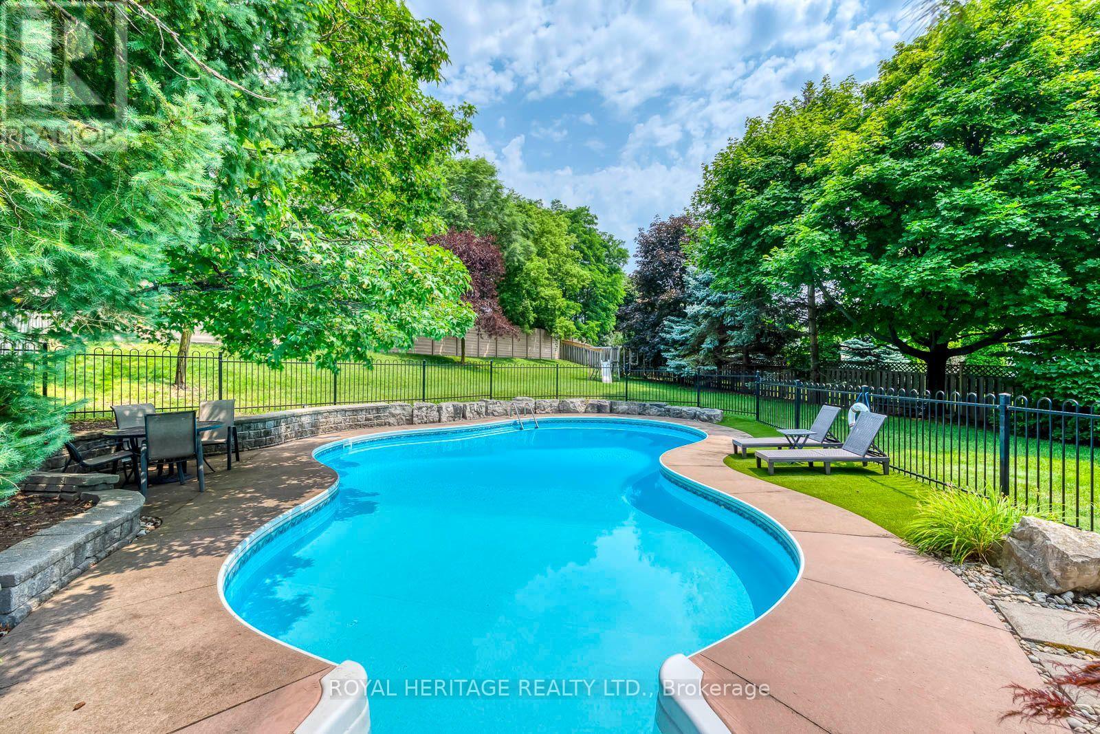 1451 RAVENSMOOR CRESCENT - 3