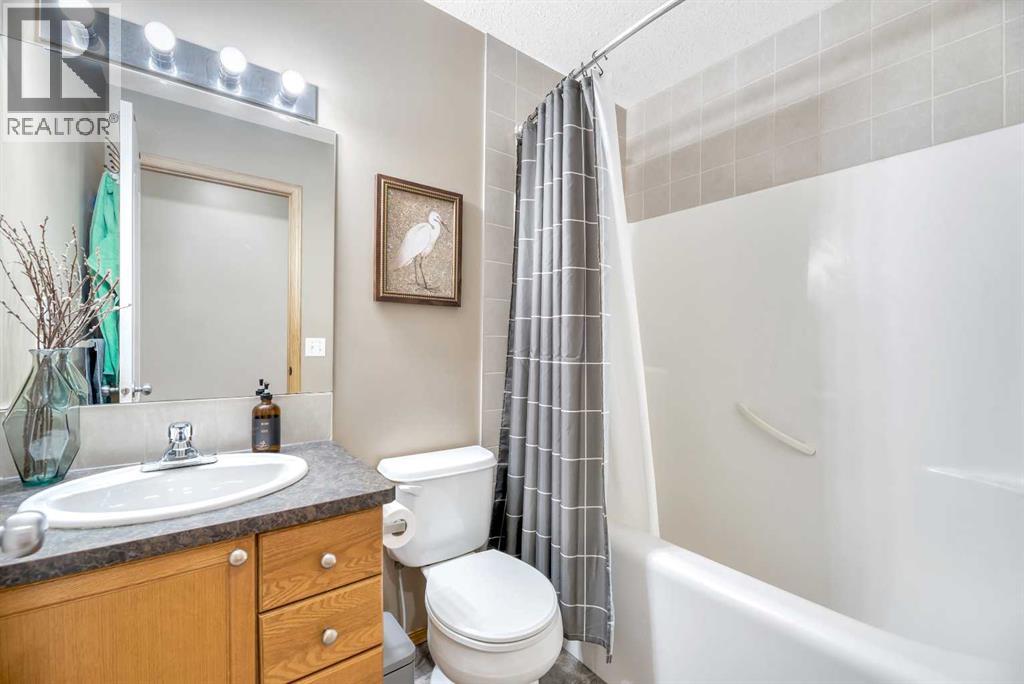 545 Hillview Gate - Image 31