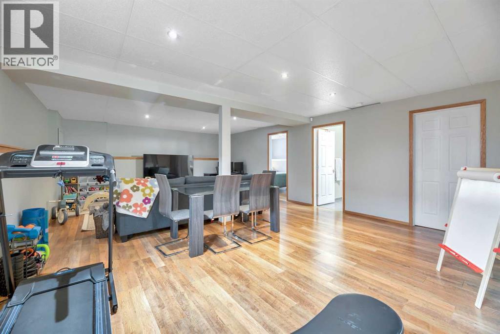 545 Hillview Gate - Image 21